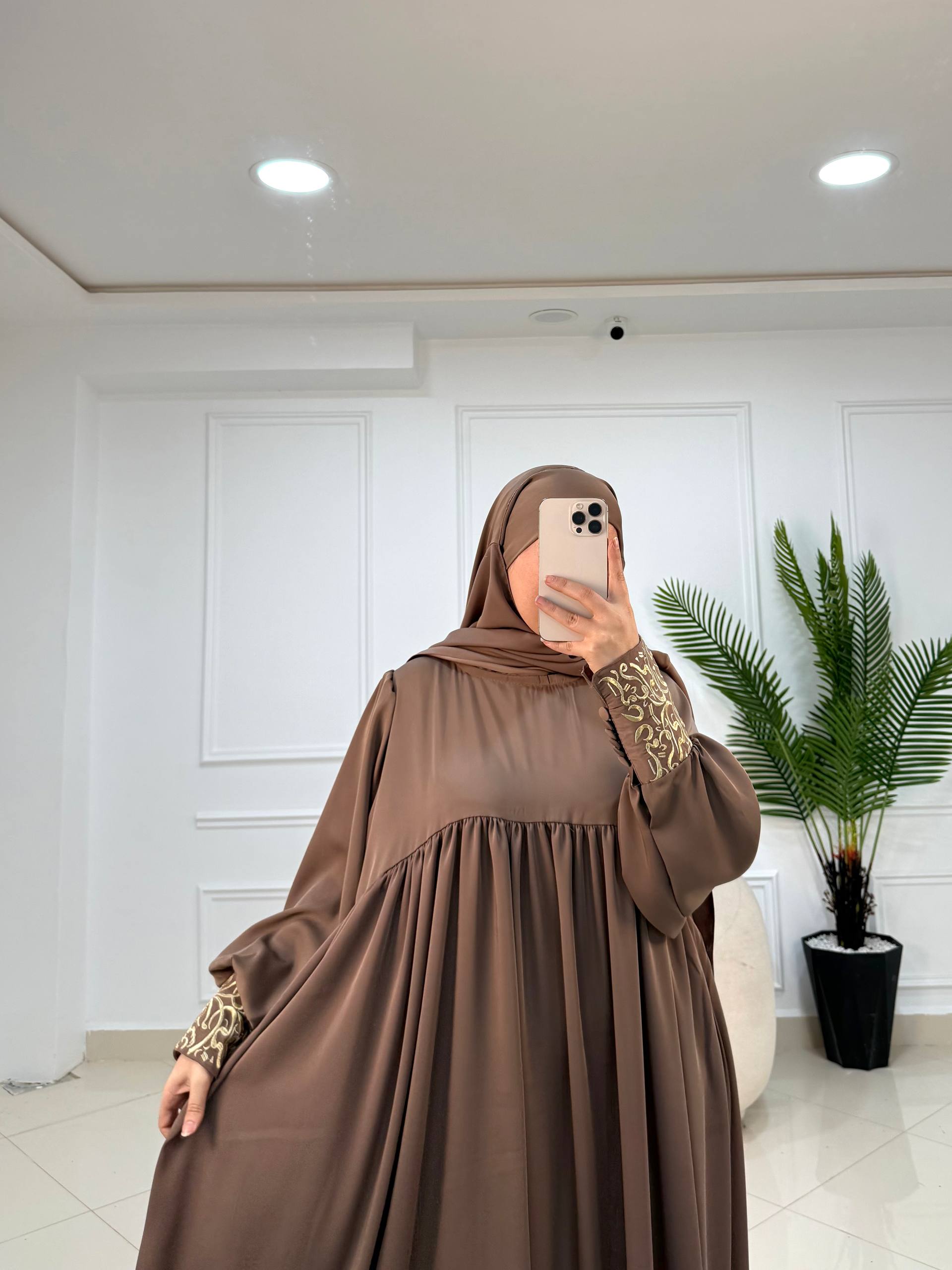 Jilbab Golden (Arabian)